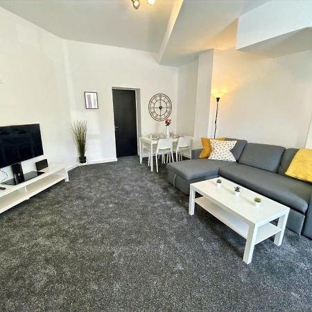 The Brook - Long Stay Offer - Sleeps 6 - Central House By Cto Serviced Apartments Cardiff Exterior foto