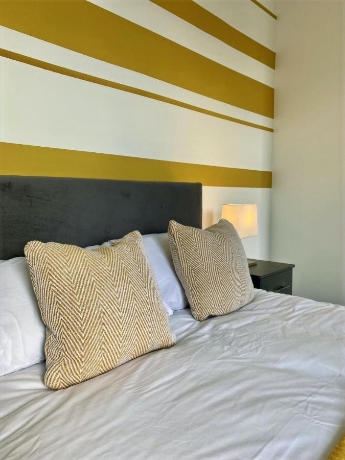 The Brook - Long Stay Offer - Sleeps 6 - Central House By Cto Serviced Apartments Cardiff Exterior foto